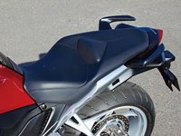 z_ VFR1200F V[g