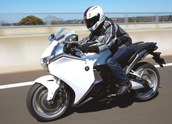 z_ VFR1200F