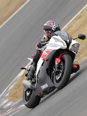YAMAHA YZF-R6