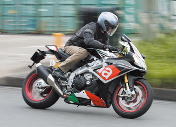 AvA RSV4 RF