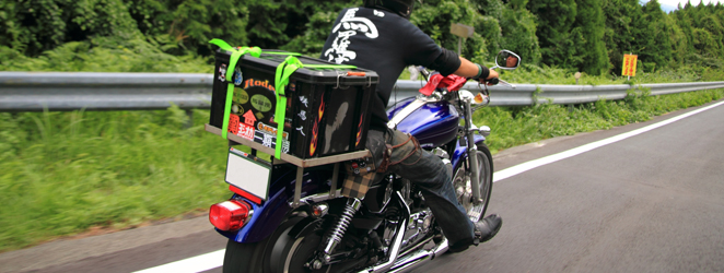 バイクの荷掛けフックの取り付け方法を解説 注意点も紹介 バイクライフをより楽しくさせる グーバイクマガジン